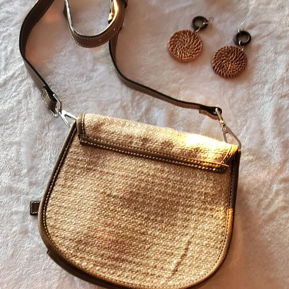 Handbag - Picture 8 of 9